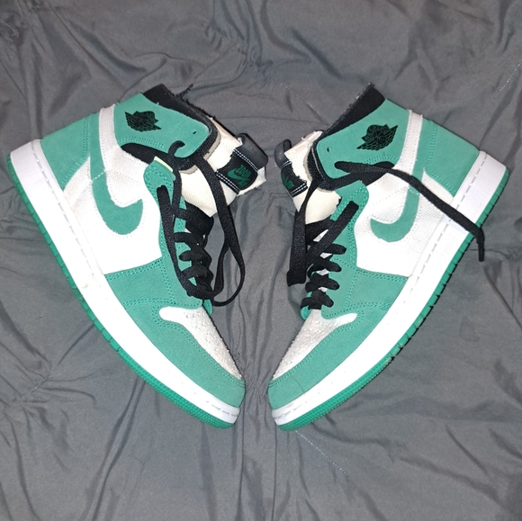 Nike Jordan 1 High Zoom Air CMFT White Daybreak Tropical Twist - Picture 1 of 5